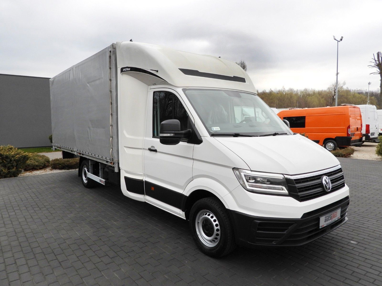 Volkswagen CRAFTER PRITSCHE PLANE 10 PALETTEN WEBASTO - Varebil med kapell: bilde 4 Volkswagen CRAFTER PRITSCHE PLANE 10 PALETTEN WEBASTO - Varebil med kapell: bilde 4