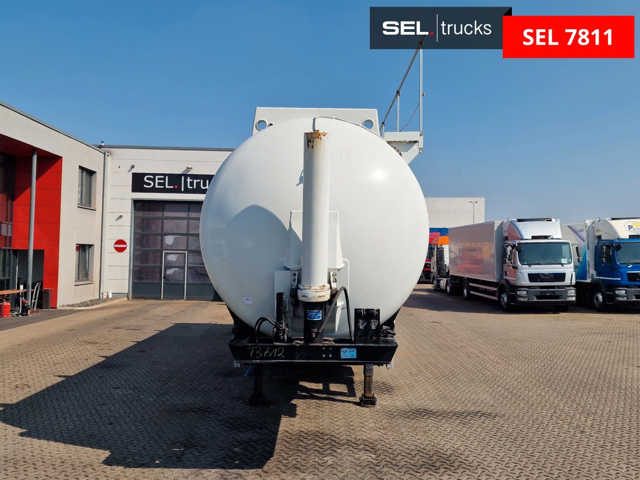 Feldbinder KIP 60/7300/A/2 / 60.000 l / Kippsilo - Bulktrailer: bilde 2 Feldbinder KIP 60/7300/A/2 / 60.000 l / Kippsilo - Bulktrailer: bilde 2