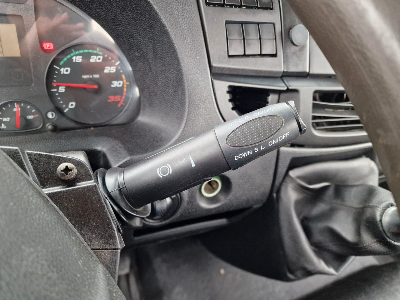 Tippbil Iveco Eurocargo 140-250: bilde 24