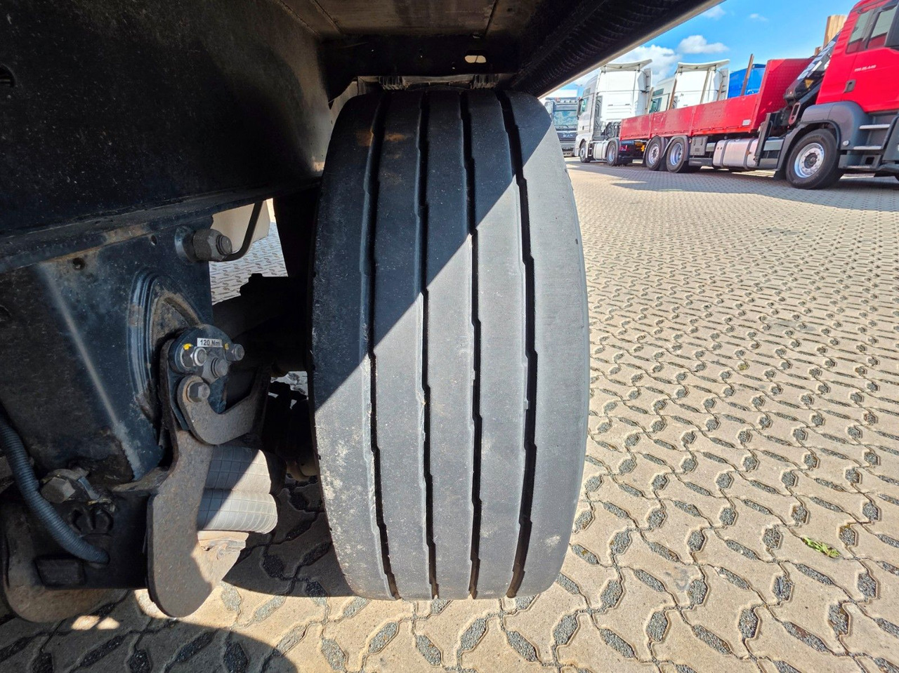 Gardintrailer Krone SD / Liftachse / EDSCHA: bilde 26