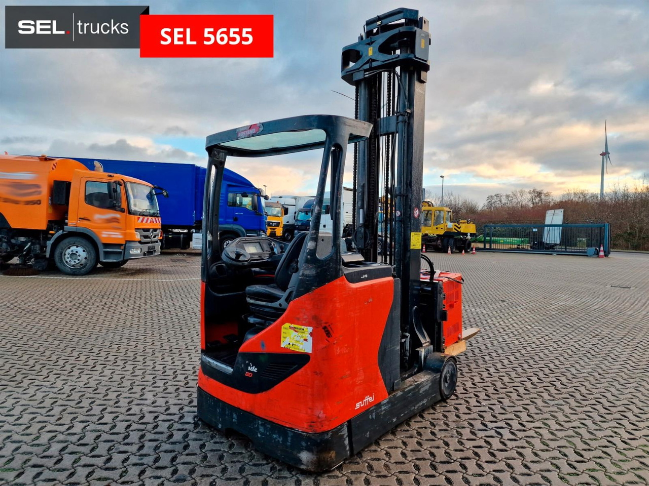 Linde R 20 / 8.325 h / 2014 (Batterie aus 2021) Linde R 20 / 8.325 h / 2014 (Batterie aus 2021) - Reachtruck: bilde 5 Linde R 20 / 8.325 h / 2014 (Batterie aus 2021) Linde R 20 / 8.325 h / 2014 (Batterie aus 2021) - Reachtruck: bilde 5