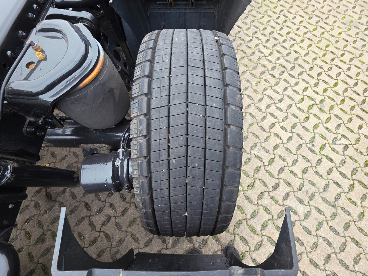 Container-transport/ Vekselflak lastebil MAN TGX 24.460 6x2-2 LL-U / Ldbw / Standklima: bilde 44 Container-transport/ Vekselflak lastebil MAN TGX 24.460 6x2-2 LL-U / Ldbw / Standklima: bilde 44