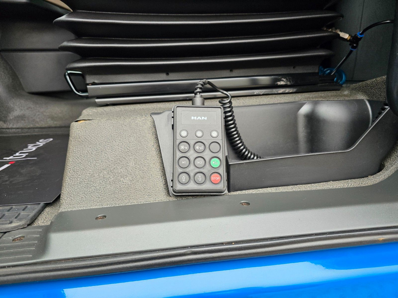 Container-transport/ Vekselflak lastebil MAN TGX 24.460 6x2-2 LL-U / Ldbw / Standklima: bilde 33 Container-transport/ Vekselflak lastebil MAN TGX 24.460 6x2-2 LL-U / Ldbw / Standklima: bilde 33