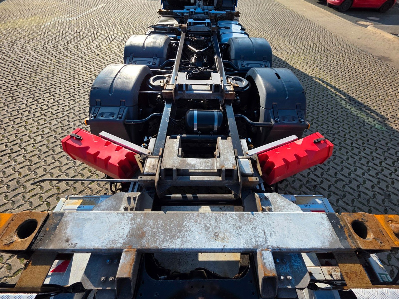 Container-transport/ Vekselflak lastebil MAN TGX 24.460 6x2-2 LL-U / Ldbw / Standklima: bilde 11 Container-transport/ Vekselflak lastebil MAN TGX 24.460 6x2-2 LL-U / Ldbw / Standklima: bilde 11