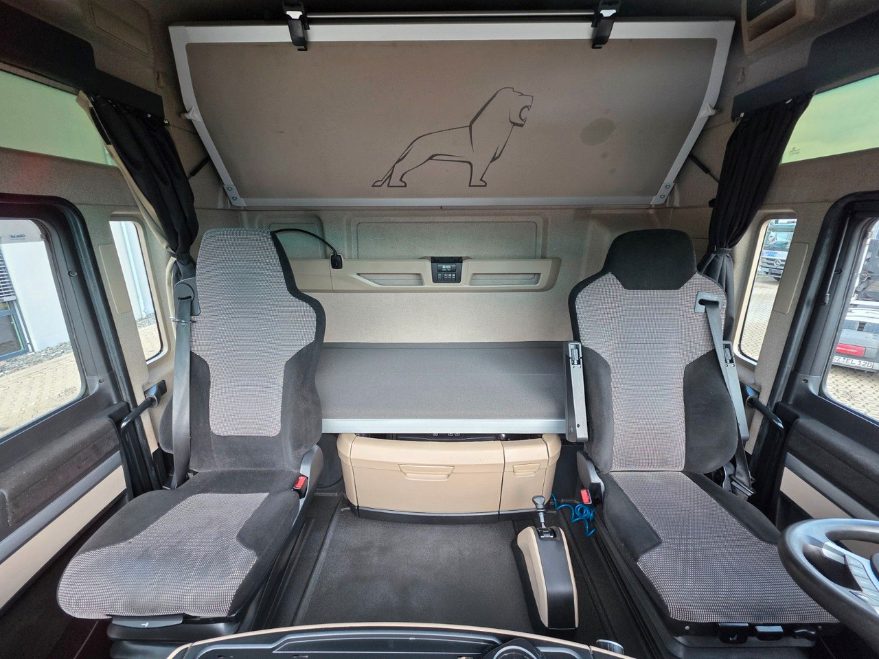 Container-transport/ Vekselflak lastebil MAN TGX 24.460 6x2-2 LL-U / Ldbw / Standklima: bilde 24 Container-transport/ Vekselflak lastebil MAN TGX 24.460 6x2-2 LL-U / Ldbw / Standklima: bilde 24