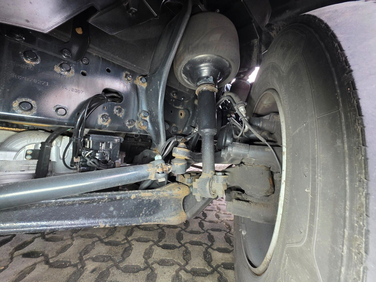 Container-transport/ Vekselflak lastebil MAN TGX 24.460 6x2-2 LL-U / Ldbw / Standklima: bilde 35 Container-transport/ Vekselflak lastebil MAN TGX 24.460 6x2-2 LL-U / Ldbw / Standklima: bilde 35