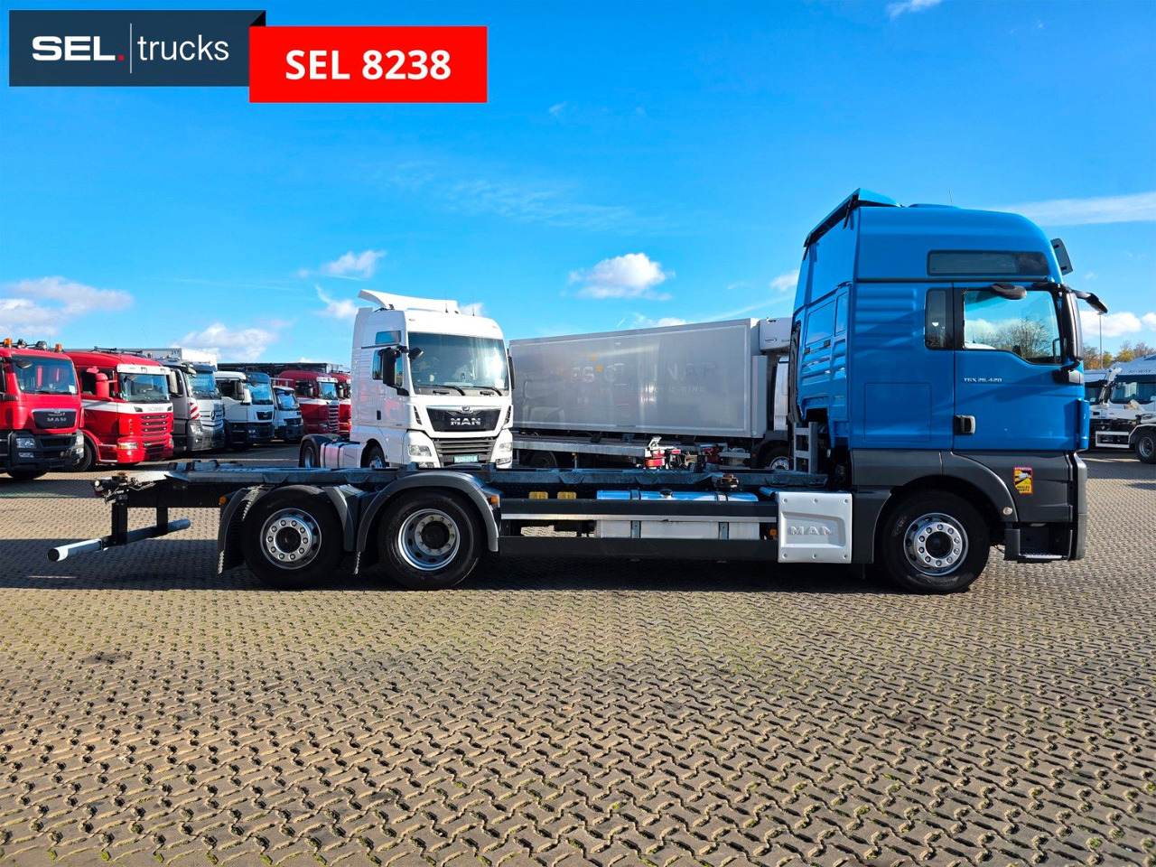 MAN TGX 26.420 6x2-2 LL / Intarder / Standklima - Container-transport/ Vekselflak lastebil: bilde 4 MAN TGX 26.420 6x2-2 LL / Intarder / Standklima - Container-transport/ Vekselflak lastebil: bilde 4