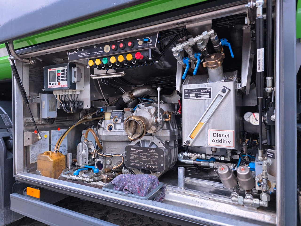 Tankbil Mercedes-Benz Antos 2643 / Ret. / ADR AT / Lenkachse /KOMPLETT: bilde 11