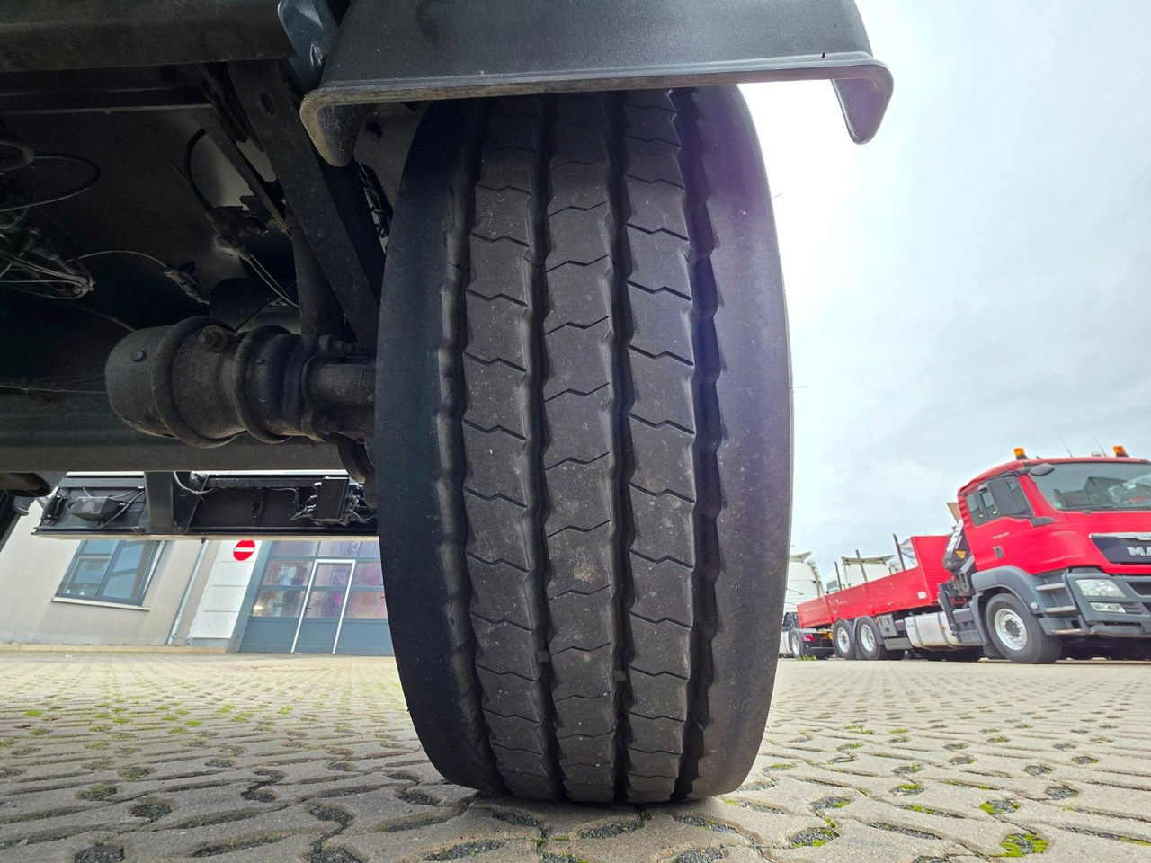 Tankbil Mercedes-Benz Antos 2643 / Ret. / ADR AT / Lenkachse /KOMPLETT: bilde 48