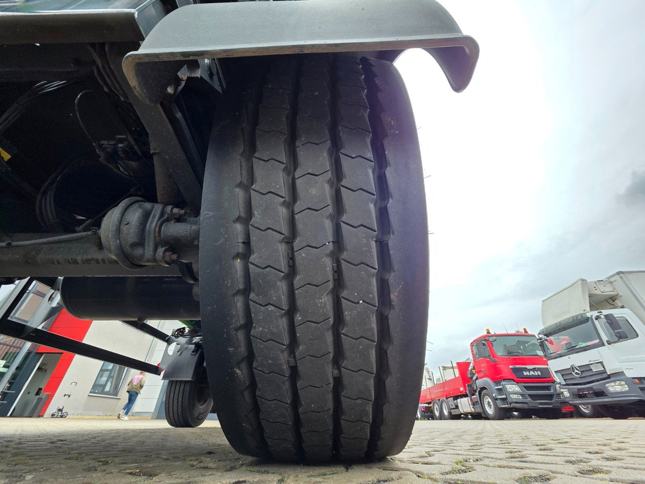 Tankbil Mercedes-Benz Antos 2643 / Ret. / ADR AT / Lenkachse /KOMPLETT: bilde 47