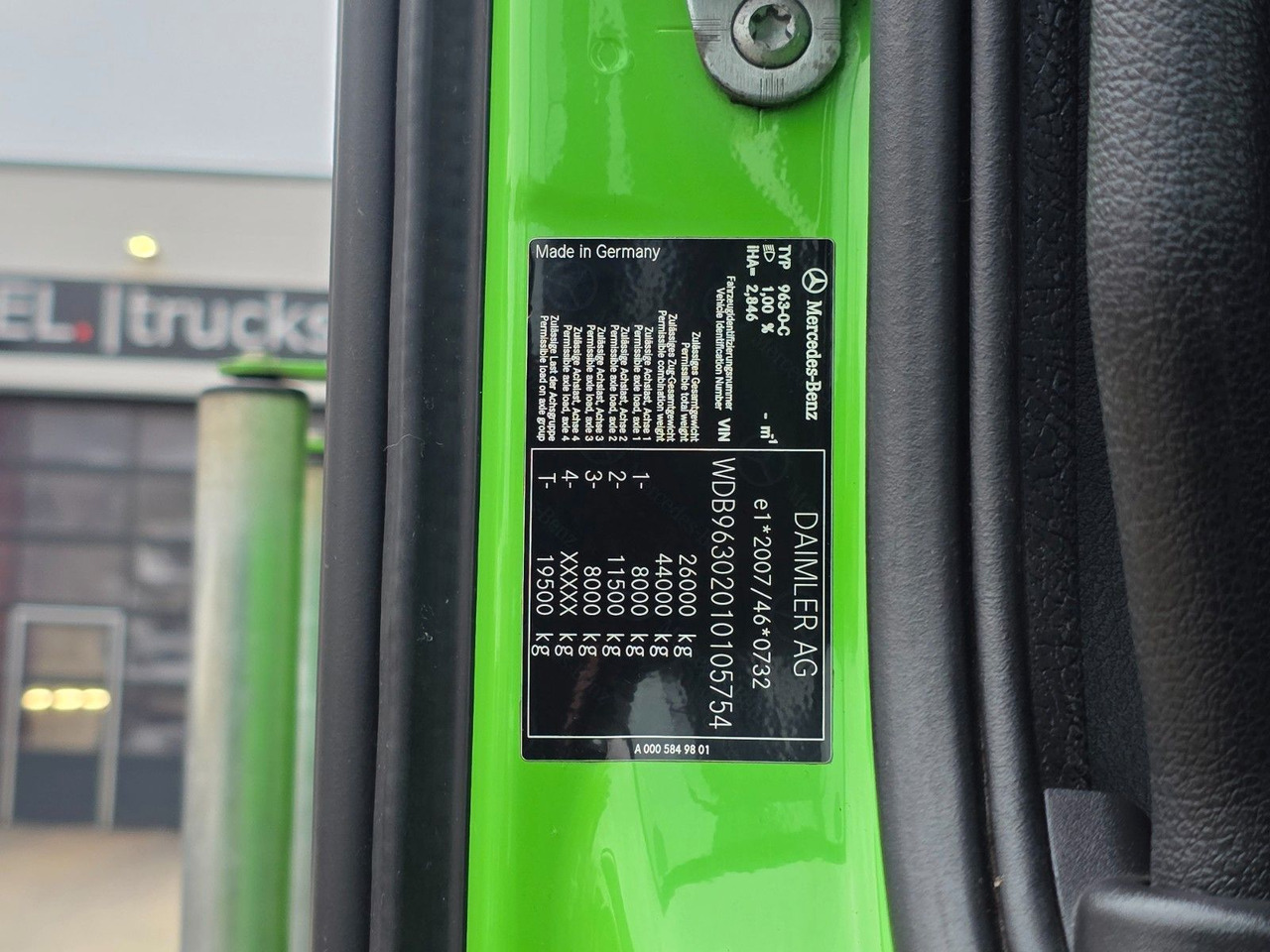 Tankbil Mercedes-Benz Antos 2643 / Ret. / ADR AT / Lenkachse /KOMPLETT: bilde 19