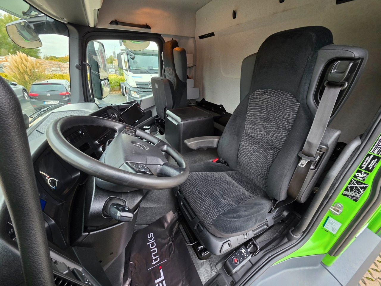 Tankbil Mercedes-Benz Antos 2643 / Ret. / ADR AT / Lenkachse /KOMPLETT: bilde 21