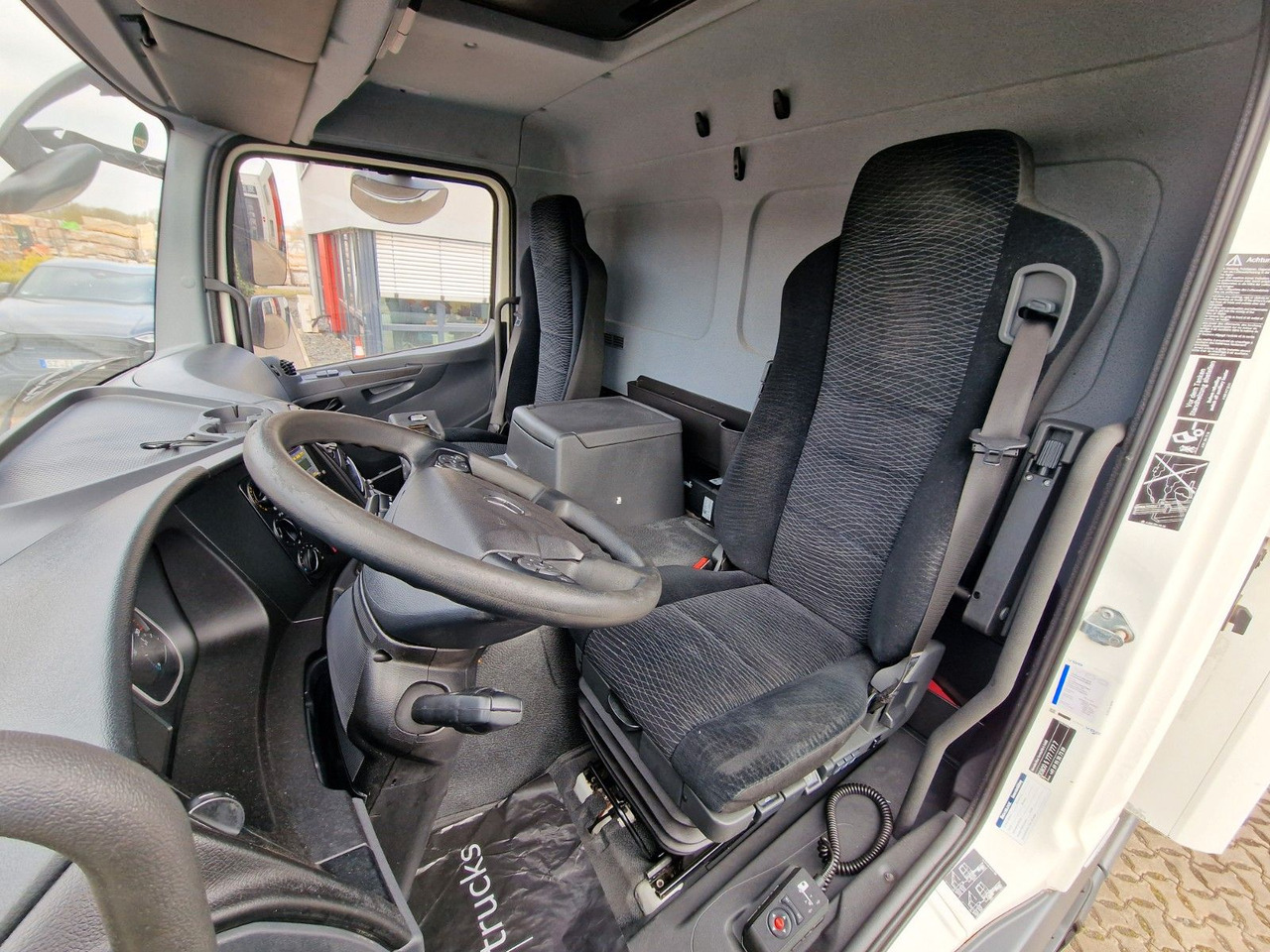 Lastebil med kjøl Mercedes-Benz Atego 1530 / Ladebordwand / Frigoblock FK25L: bilde 17
