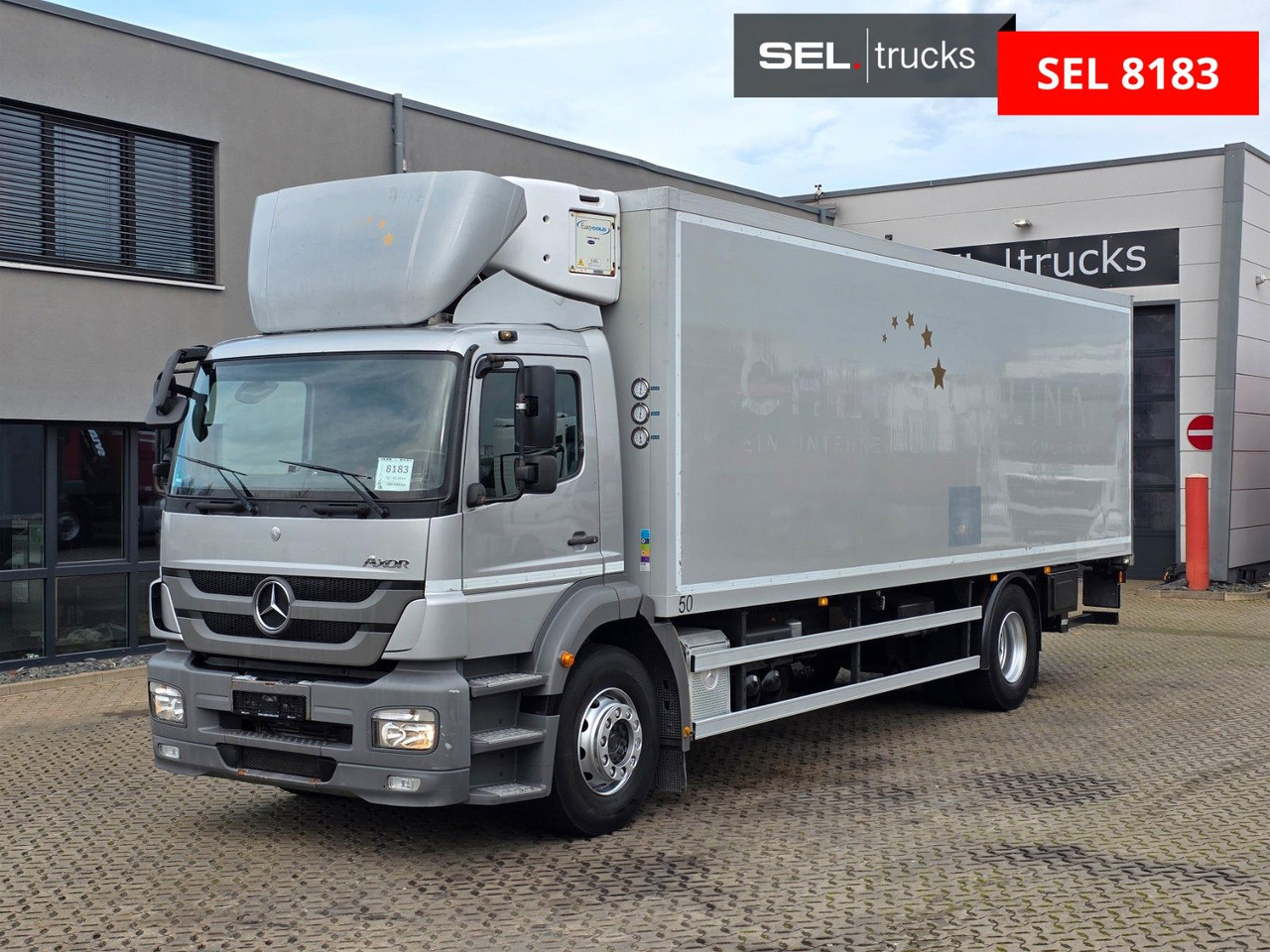 Mercedes-Benz Axor 1826 / Ladebordwand / Carrier Supra 1250 Mt - Lastebil med kjøl: bilde 1 Mercedes-Benz Axor 1826 / Ladebordwand / Carrier Supra 1250 Mt - Lastebil med kjøl: bilde 1