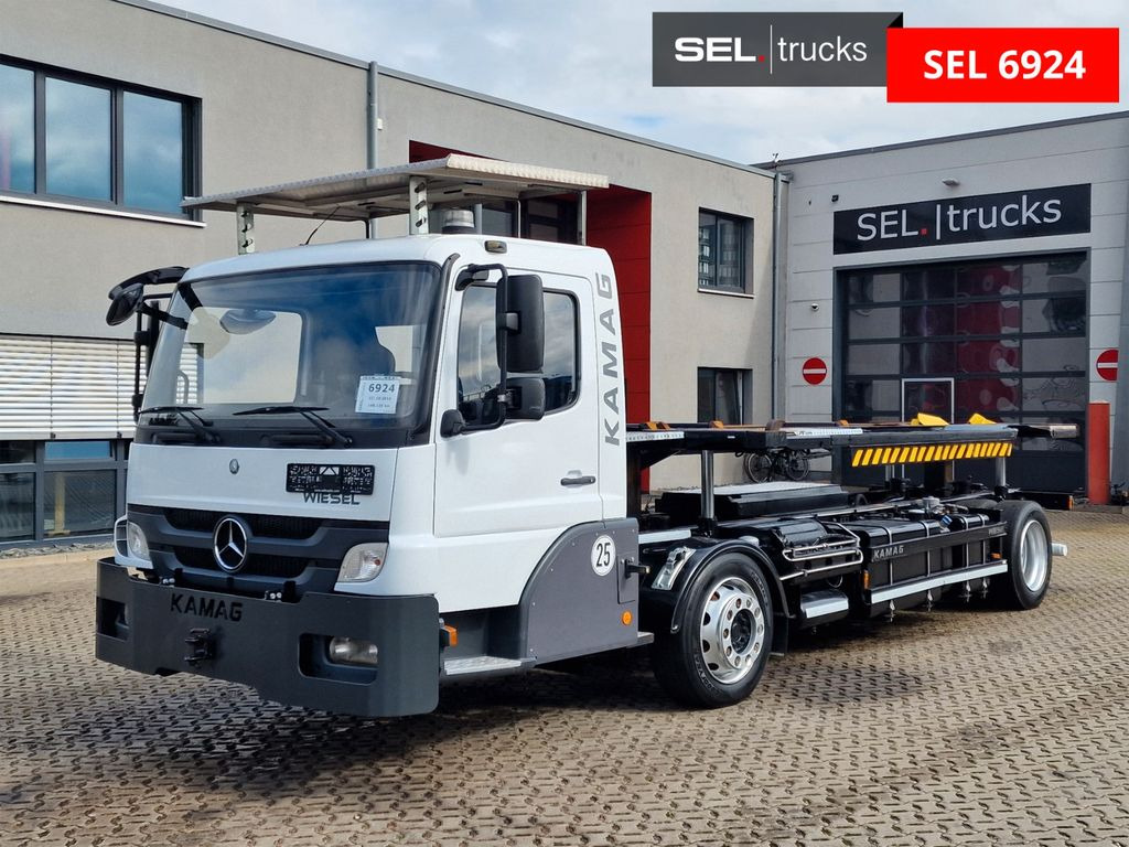 Mercedes-Benz KAMAG WBH 25 / Wiesel Umsetzer Sattelplatte - Container-transport/ Vekselflak lastebil: bilde 1 Mercedes-Benz KAMAG WBH 25 / Wiesel Umsetzer Sattelplatte - Container-transport/ Vekselflak lastebil: bilde 1