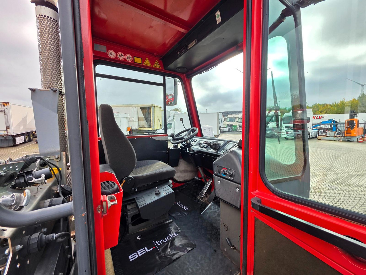 Terminaltraktor Terberg YT 182 /Umsetzer (Mafi, Kamag): bilde 16 Terminaltraktor Terberg YT 182 /Umsetzer (Mafi, Kamag): bilde 16