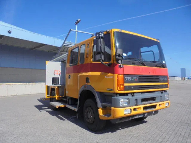 DAF 75.270 ATI 4X4 NL TRUCK - Brannbil: bilde 3 DAF 75.270 ATI 4X4 NL TRUCK - Brannbil: bilde 3