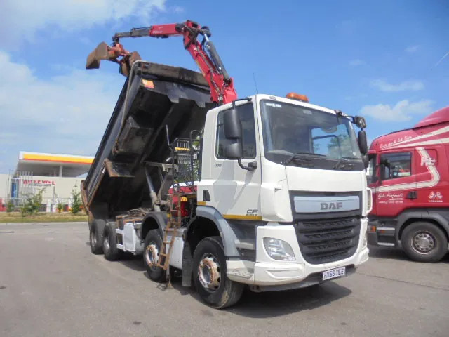 DAF CF 370 8X4 + PALFINGER EPSILON - Tippbil, Kranbil: bilde 3 DAF CF 370 8X4 + PALFINGER EPSILON - Tippbil, Kranbil: bilde 3