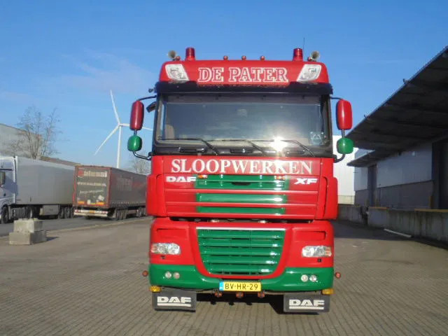 DAF XF 105 410 FAD 8X4 STEEL SUSPENSION - Krokbil: bilde 3 DAF XF 105 410 FAD 8X4 STEEL SUSPENSION - Krokbil: bilde 3