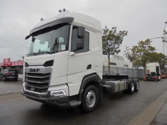 DAF XF 480 6X2 MET FABRIEKS GARANTIE - Chassis lastebil: bilde 1 DAF XF 480 6X2 MET FABRIEKS GARANTIE - Chassis lastebil: bilde 1