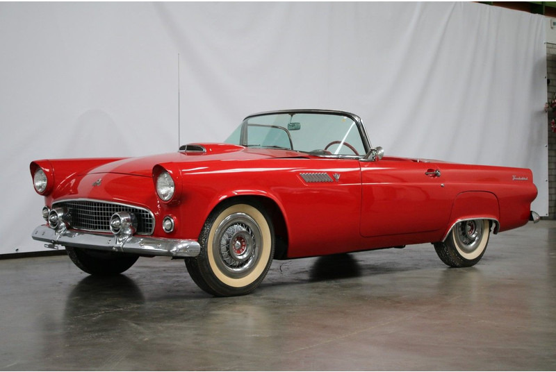 Ford Thunderbird V8 - Personenbil: bilde 1 Ford Thunderbird V8 - Personenbil: bilde 1