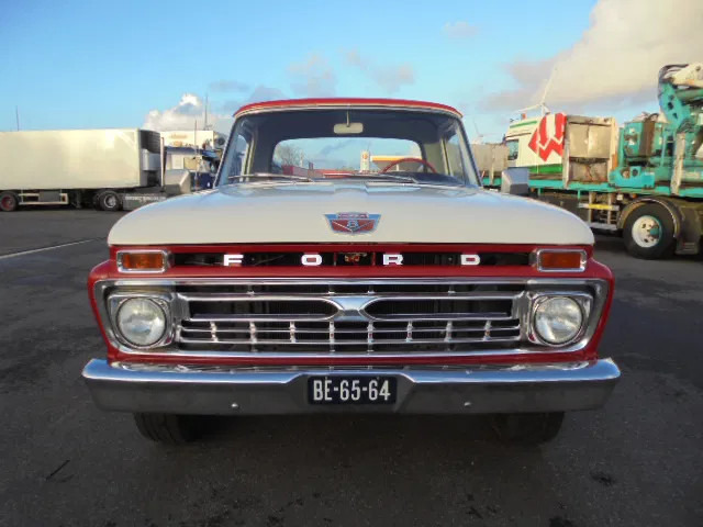 Ford USA F-250 PICK-UP - Pickup: bilde 2 Ford USA F-250 PICK-UP - Pickup: bilde 2