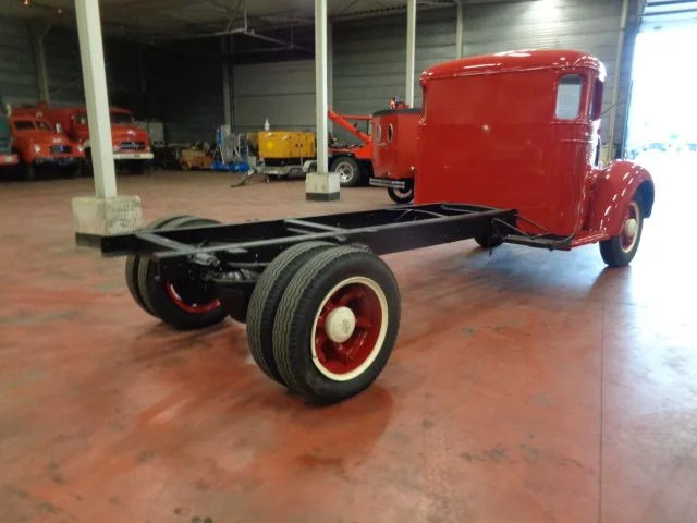 International D 30 4 TONNER - Chassis lastebil: bilde 4 International D 30 4 TONNER - Chassis lastebil: bilde 4
