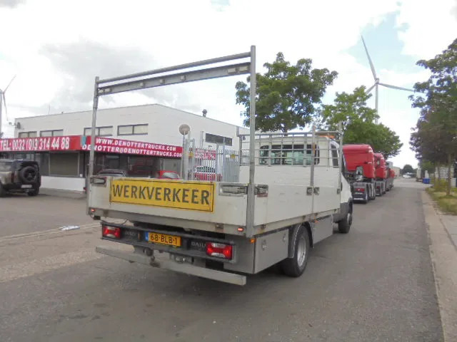 Iveco Daily 70 C18 + NL KENTEKEN APK TOT 19-07-2026 - Planbil: bilde 4 Iveco Daily 70 C18 + NL KENTEKEN APK TOT 19-07-2026 - Planbil: bilde 4