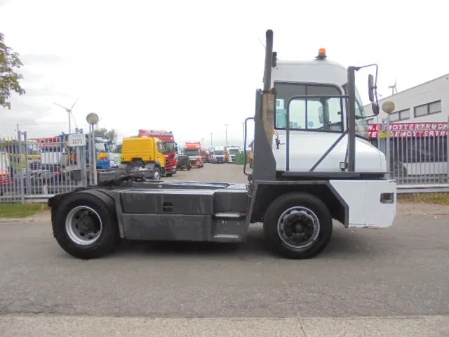 Kalmar TT616I TT616IC-9-L1A8 - Terminaltraktor: bilde 4 Kalmar TT616I TT616IC-9-L1A8 - Terminaltraktor: bilde 4