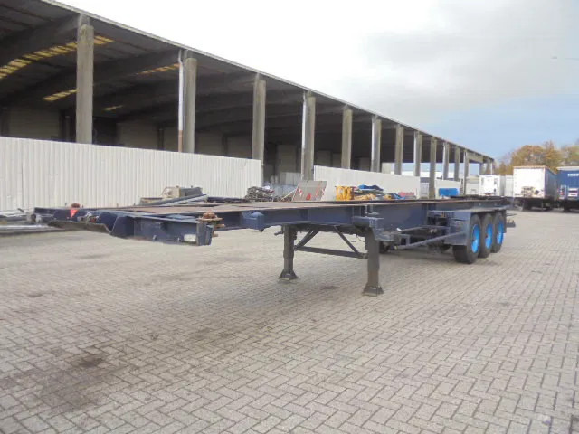 LAG 0-3-34 - Container-transport/ Vekselflak semitrailer: bilde 1 LAG 0-3-34 - Container-transport/ Vekselflak semitrailer: bilde 1