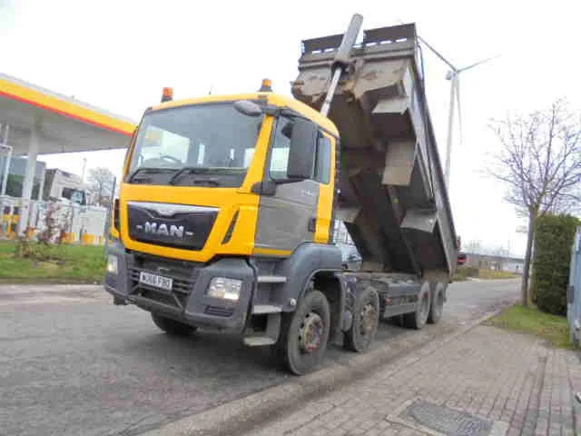 MAN TGS 35.400 8X4 RHD - Tippbil: bilde 4 MAN TGS 35.400 8X4 RHD - Tippbil: bilde 4