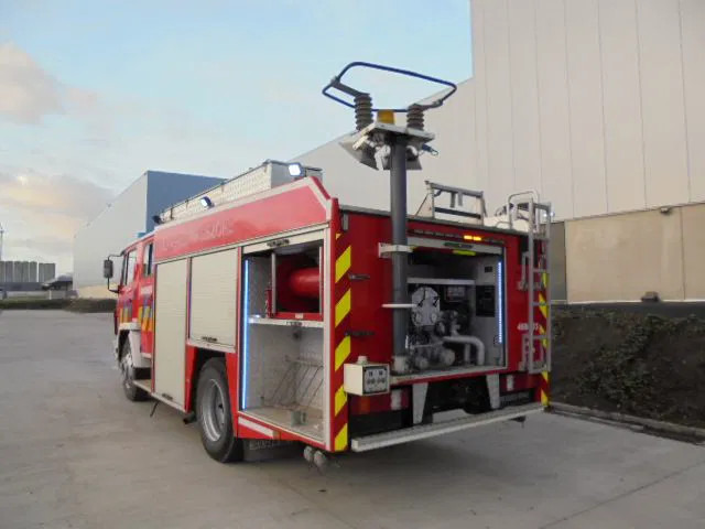 Mercedes-Benz 1124 F - Brannbil: bilde 3 Mercedes-Benz 1124 F - Brannbil: bilde 3