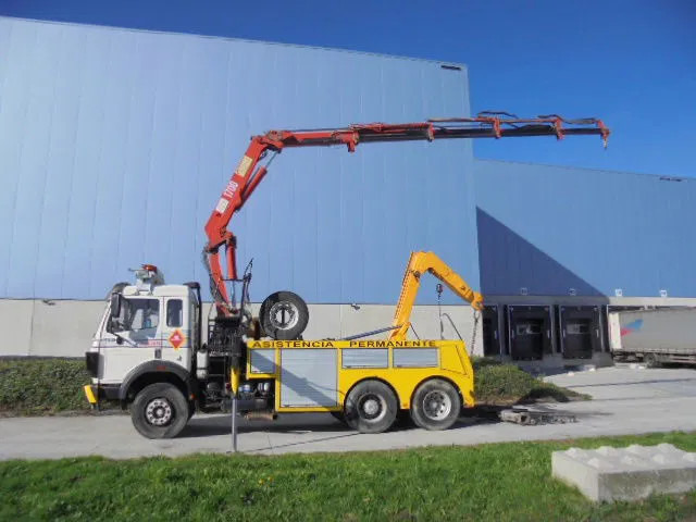 Mercedes-Benz 2435 S/6X2/4 + ROBSON DRIVE - Bergingsbil: bilde 1 Mercedes-Benz 2435 S/6X2/4 + ROBSON DRIVE - Bergingsbil: bilde 1
