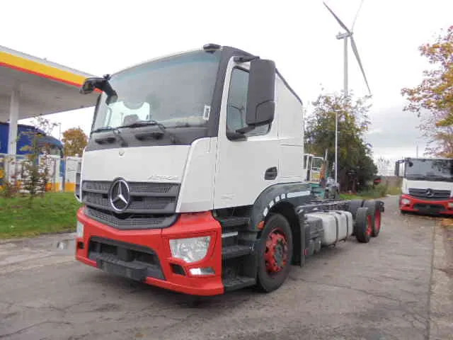 Mercedes-Benz Actros 2340 6X2 EUR 6 - Transporter lastebil: bilde 1 Mercedes-Benz Actros 2340 6X2 EUR 6 - Transporter lastebil: bilde 1
