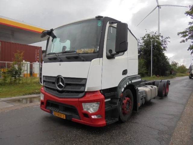 Mercedes-Benz Actros 2340 - Transporter lastebil: bilde 1 Mercedes-Benz Actros 2340 - Transporter lastebil: bilde 1