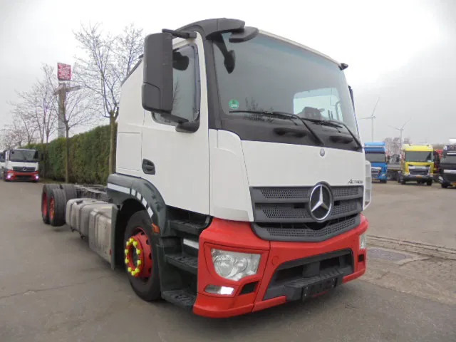 Mercedes-Benz Actros 2340 LL - Transporter lastebil: bilde 3 Mercedes-Benz Actros 2340 LL - Transporter lastebil: bilde 3