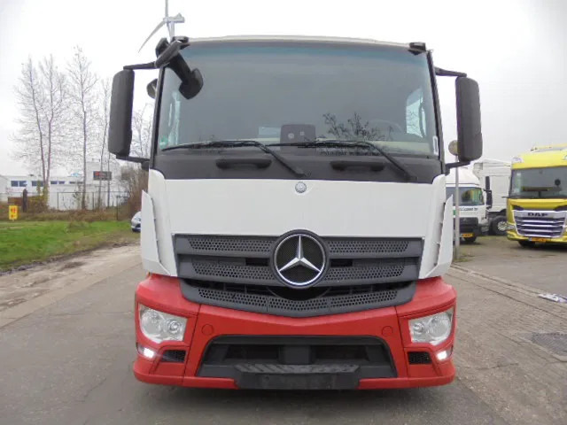 Mercedes-Benz Actros 2340 LL - Transporter lastebil: bilde 2 Mercedes-Benz Actros 2340 LL - Transporter lastebil: bilde 2
