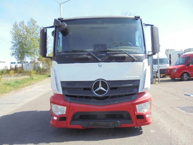 Mercedes-Benz Actros 2340 LL - Transporter lastebil: bilde 2 Mercedes-Benz Actros 2340 LL - Transporter lastebil: bilde 2