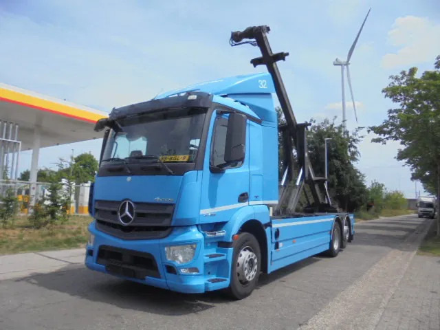 Mercedes-Benz Antos 2733 - Lastebil med kabelsystem: bilde 1 Mercedes-Benz Antos 2733 - Lastebil med kabelsystem: bilde 1