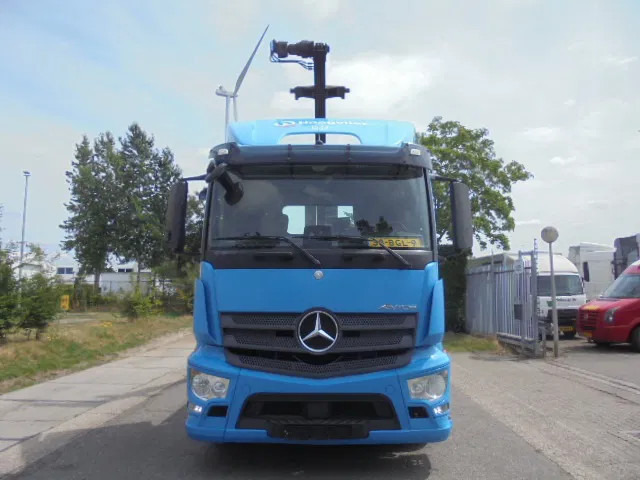 Mercedes-Benz Antos 2733 - Lastebil med kabelsystem: bilde 2 Mercedes-Benz Antos 2733 - Lastebil med kabelsystem: bilde 2