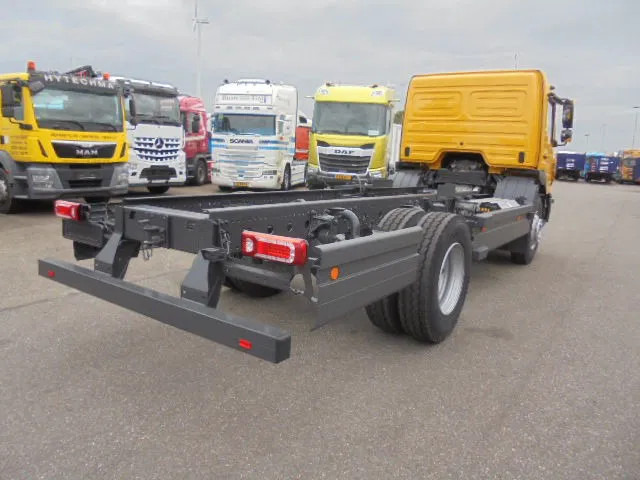 Mercedes-Benz Atego 1518 NEW DEMO MET FABRIEKS GARANTIE - Chassis lastebil: bilde 4 Mercedes-Benz Atego 1518 NEW DEMO MET FABRIEKS GARANTIE - Chassis lastebil: bilde 4