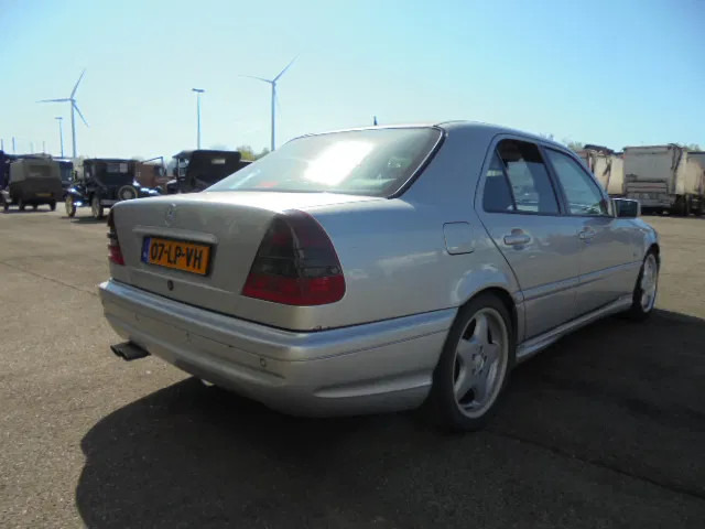 Mercedes-Benz C-Klasse 43 AMG - Sedan: bilde 3 Mercedes-Benz C-Klasse 43 AMG - Sedan: bilde 3
