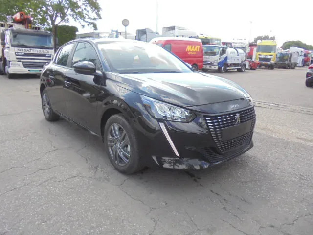 Peugeot 208 208 NEW TAX FREE - Hatchback: bilde 3 Peugeot 208 208 NEW TAX FREE - Hatchback: bilde 3