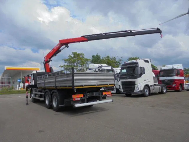 Renault 320 6X4 + FASSI F245 DEMO UNUSED - Planbil, Kranbil: bilde 5 Renault 320 6X4 + FASSI F245 DEMO UNUSED - Planbil, Kranbil: bilde 5