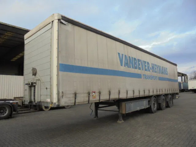 Renders ROC 12-27N - Gardintrailer: bilde 1 Renders ROC 12-27N - Gardintrailer: bilde 1