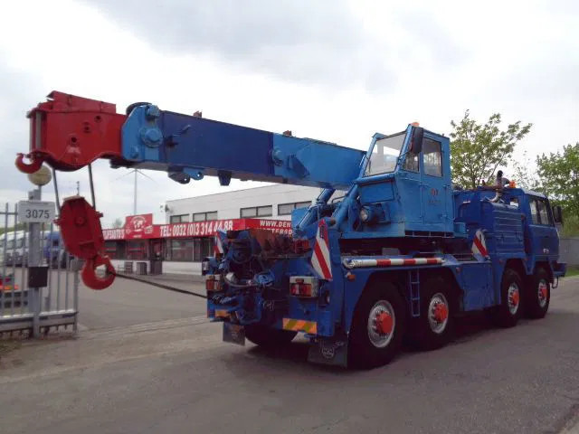 Tatra T 815 8X8 EX AMRY - Bergingsbil: bilde 3 Tatra T 815 8X8 EX AMRY - Bergingsbil: bilde 3