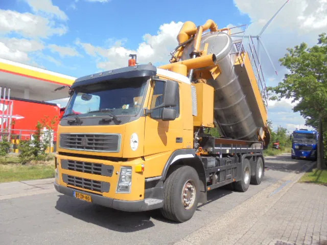 Terberg FM 1450 6X4 - Vakuum lastebil: bilde 1 Terberg FM 1450 6X4 - Vakuum lastebil: bilde 1