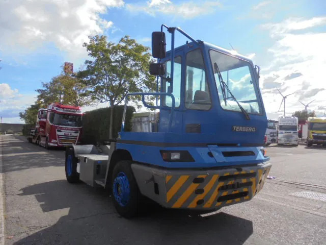 Terberg YT 182 NL KENTEKEN - Terminaltraktor: bilde 3 Terberg YT 182 NL KENTEKEN - Terminaltraktor: bilde 3