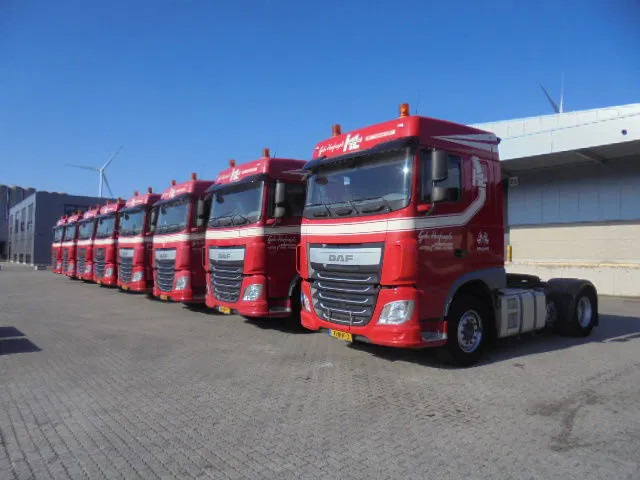 DAF XF 440 6X2 NL TRUCK 15X IN STOCK - Trekkvogn: bilde 1 DAF XF 440 6X2 NL TRUCK 15X IN STOCK - Trekkvogn: bilde 1