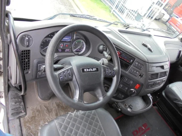 Interior photo 1: Leie DAF XF 460 FT EUR6 DAF XF 460 FT EUR6